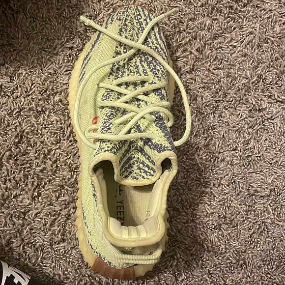 yeezy boost - Picture 1 of 5